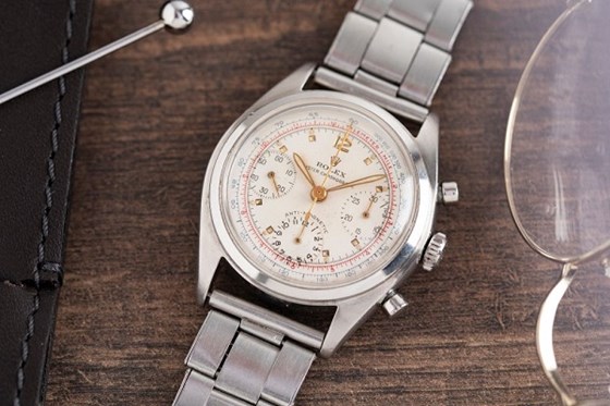 2tonevintage: How to find best vintage watches online?